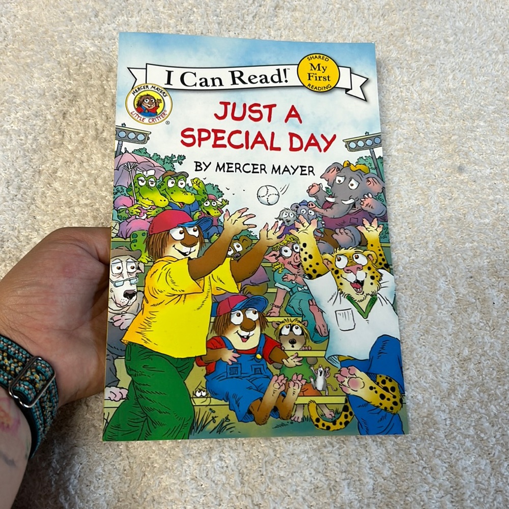 LITTLE CRITTER BOOK